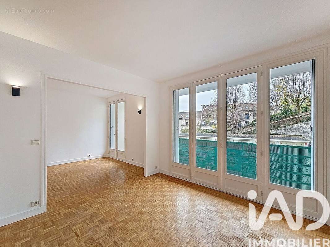 Photo 2 - Appartement à SEVRES