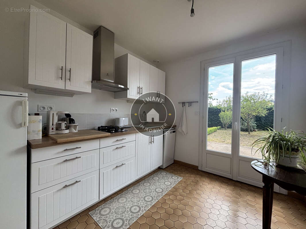 Maison à LES ROSIERS-SUR-LOIRE