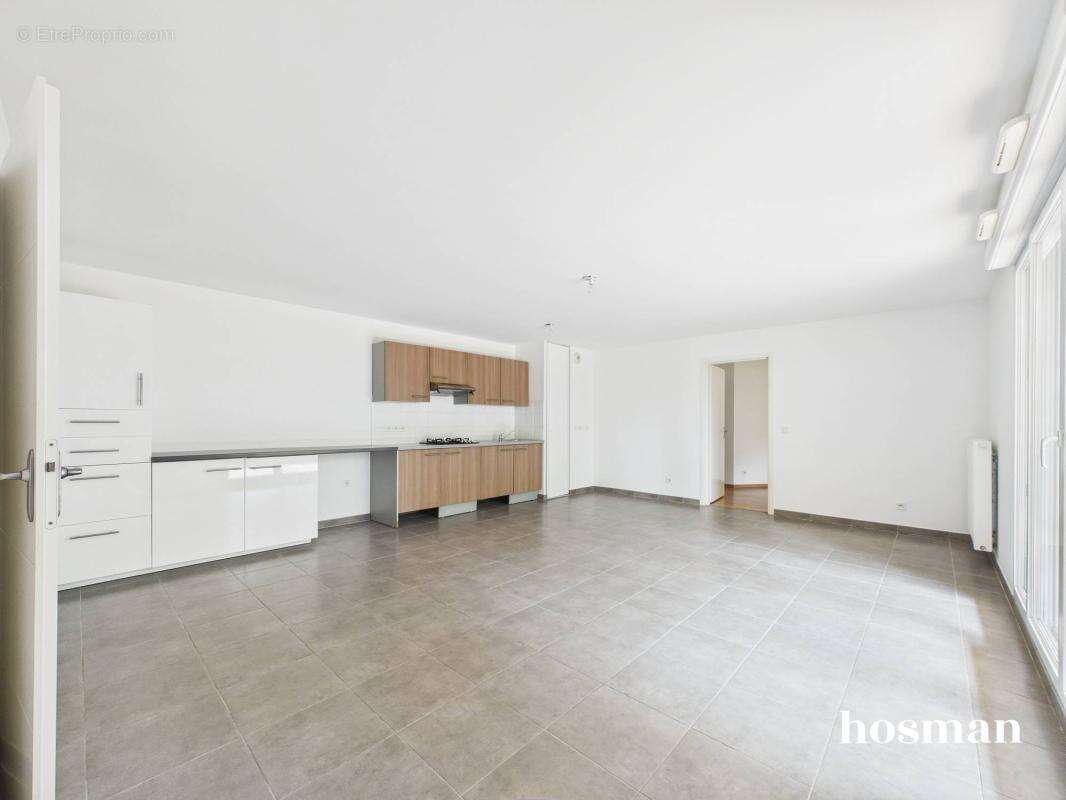 Superbe appartement T4 de 87 m² avec jardin privatif, double parking, Rue Hustin, Le Haillan - photo 5
