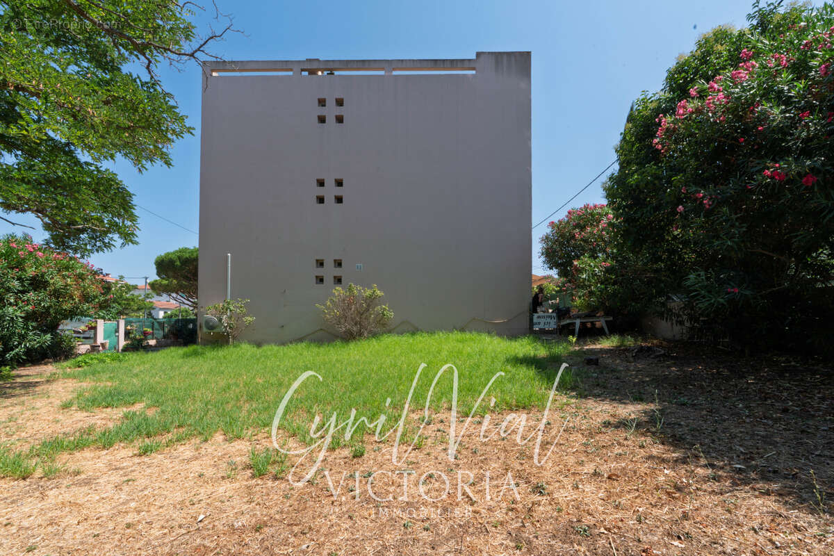 Immeuble de rapport 5 appartements et 5 garages La Seyne-sur-Mer - photo 6