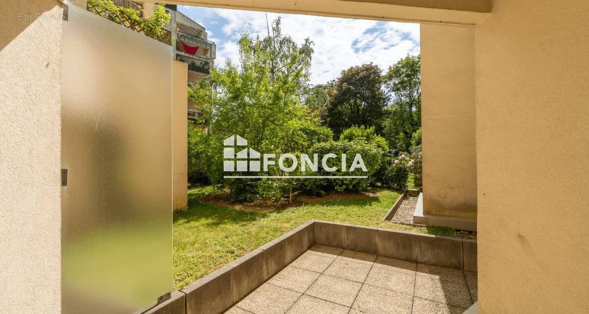 Appartement à MAISONS-ALFORT