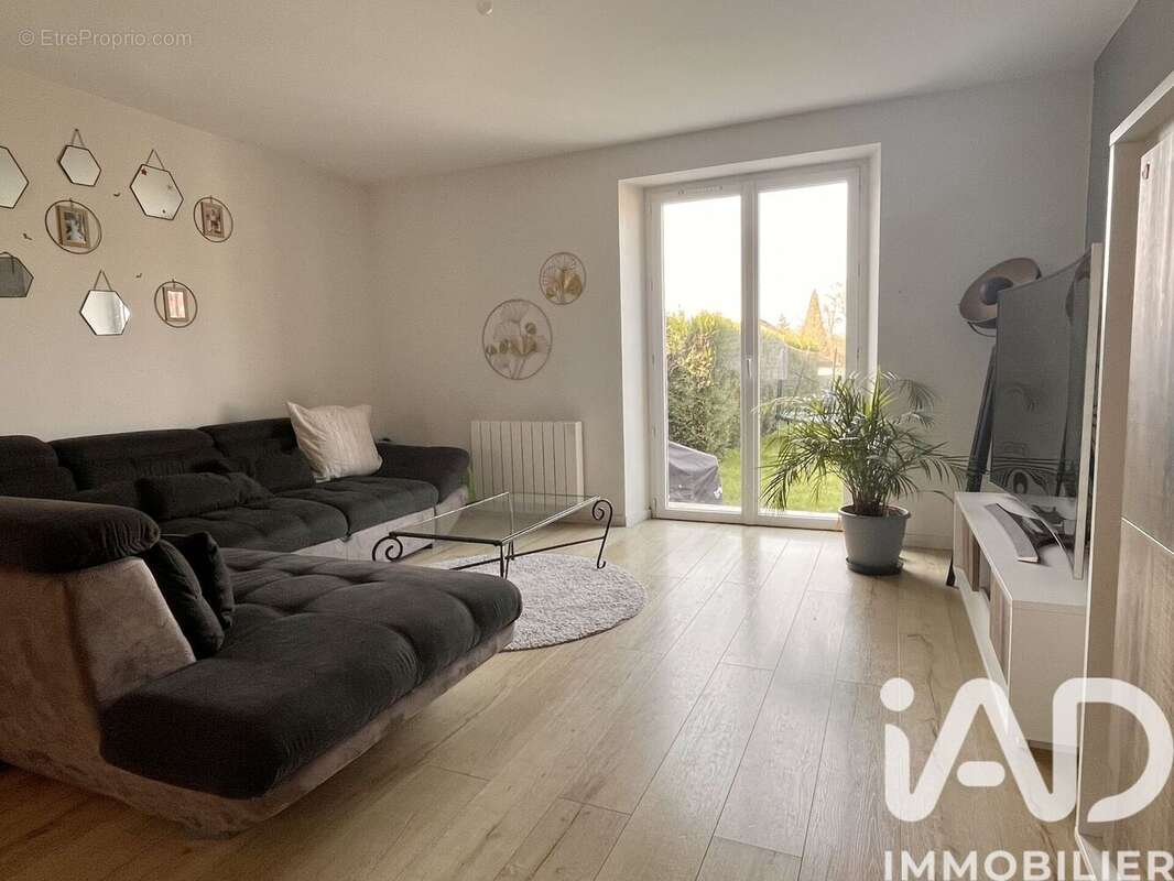 Photo 3 - Maison à LA CHAPELLE-GAUTHIER