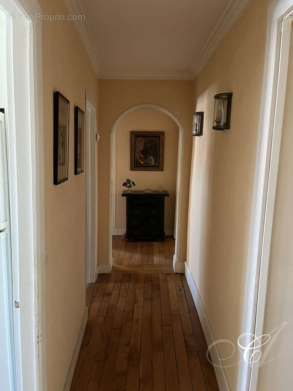 Appartement à VERSAILLES