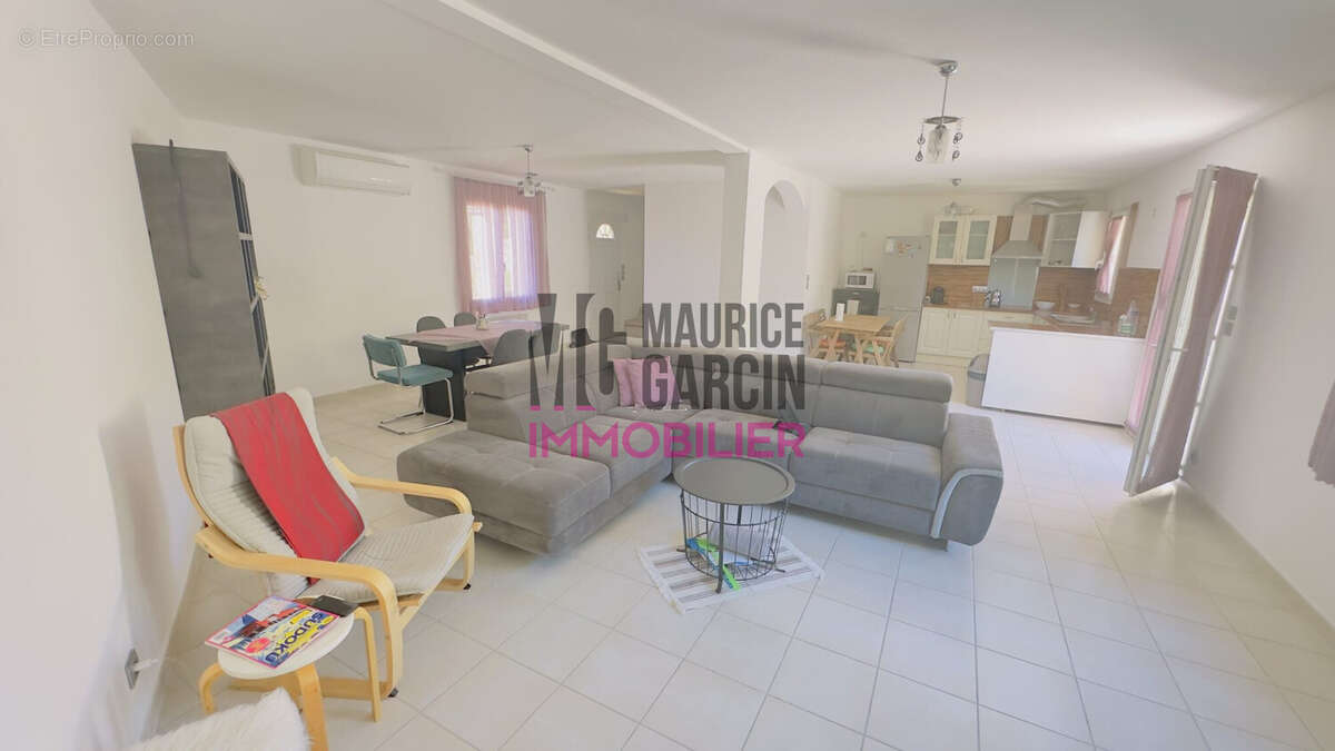 Maison à LORIOL-DU-COMTAT