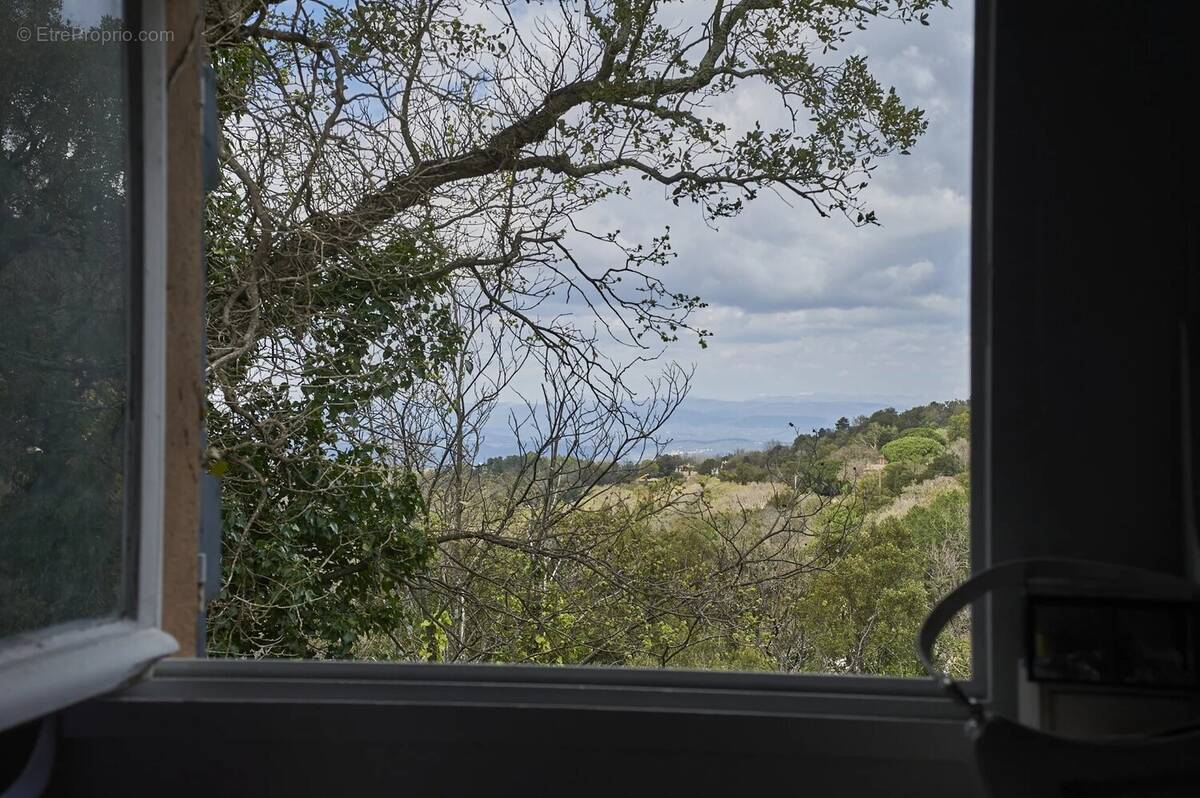 Maison à LA GARDE-FREINET