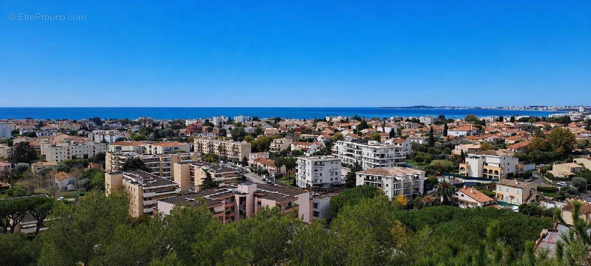 Appartement à CAGNES-SUR-MER