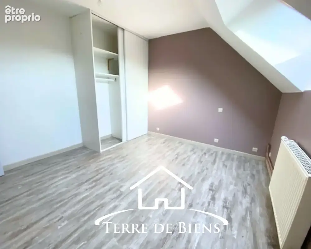 Maison en Pierre de Taille de 170 m2 avec Dépendances et Terrain   Secteur Couloisy - photo 11