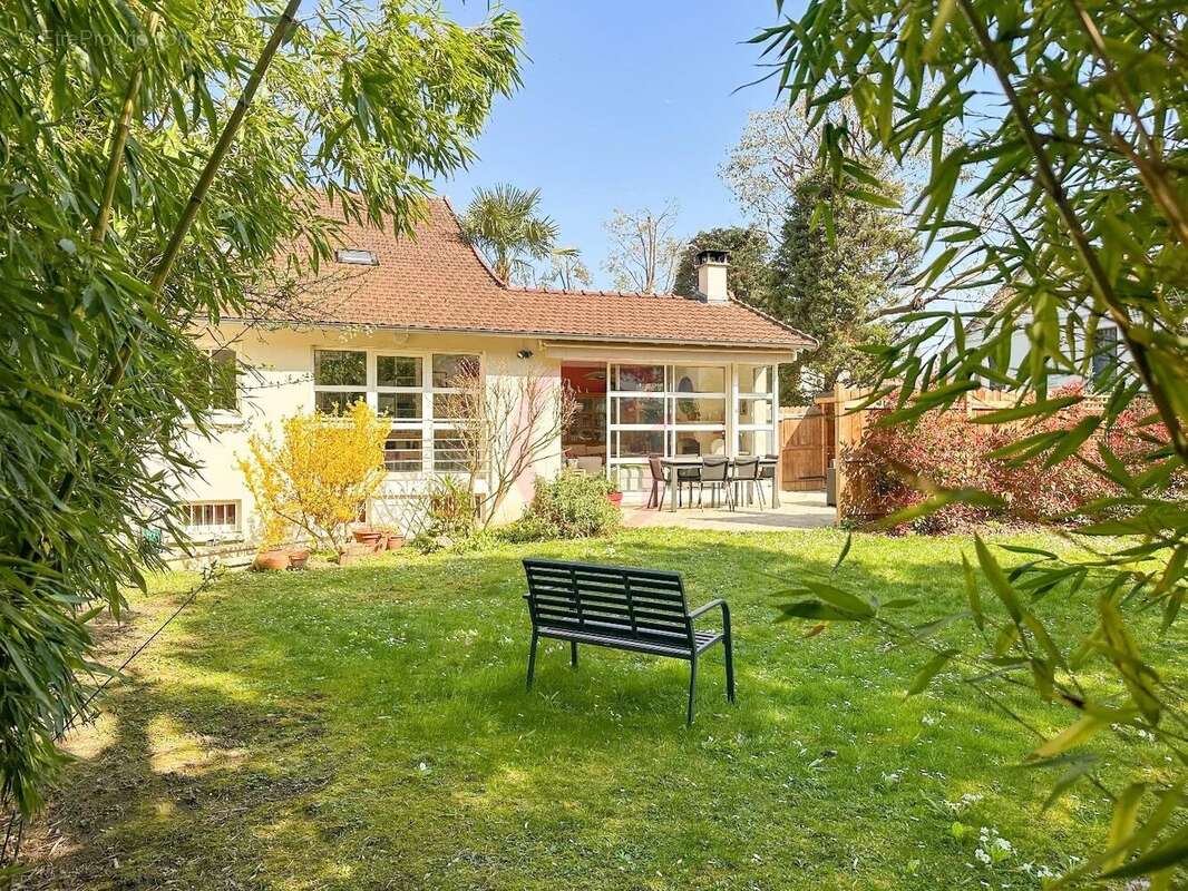 Maison à BOURG-LA-REINE