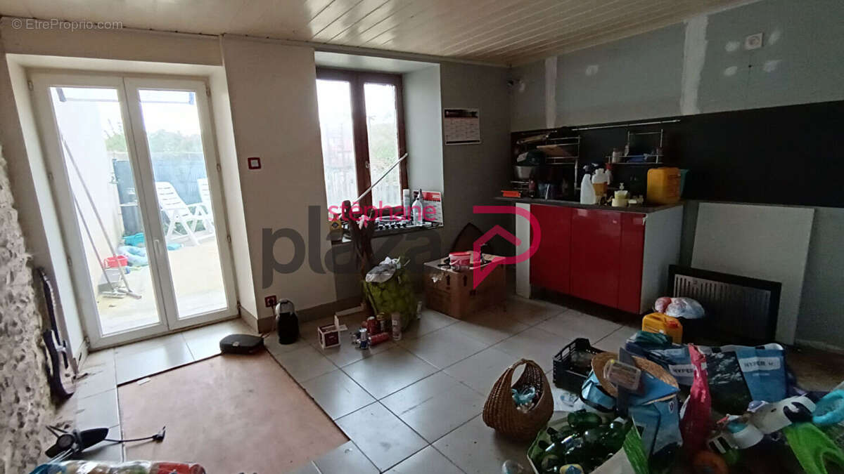 Maison à BONNEFONTAINE