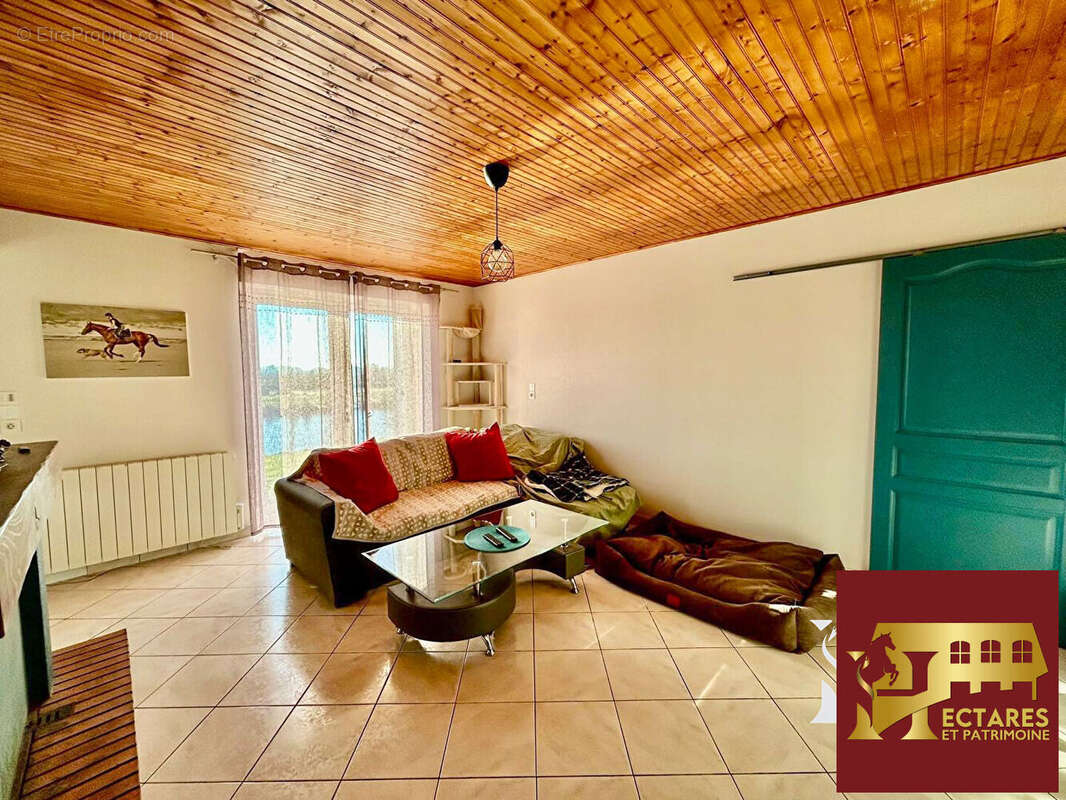 Maison à BOIS-DE-CENE