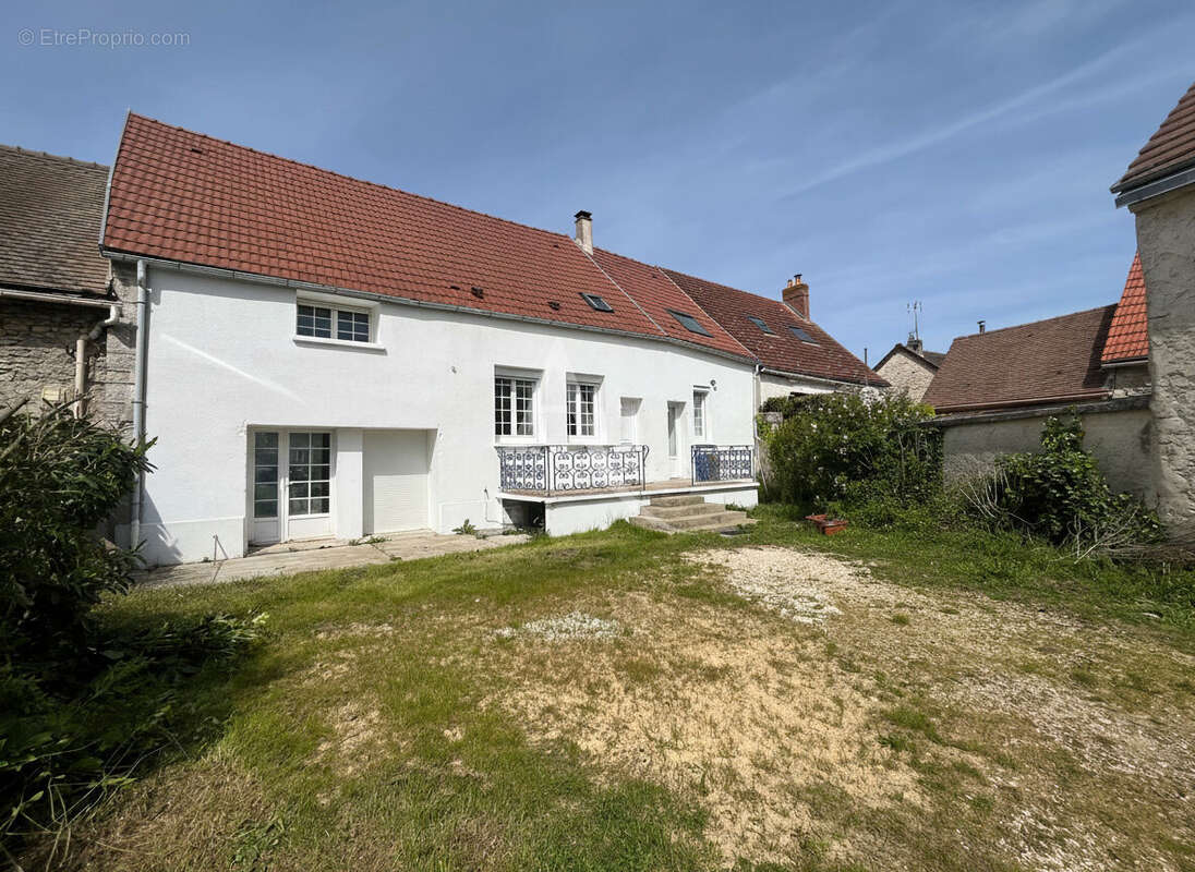 Maison à DOURDAN