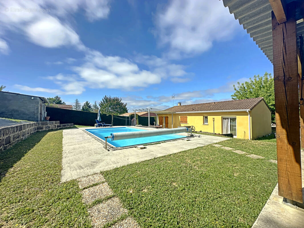 Maison à SAINT-MARTIN-DU-BOIS