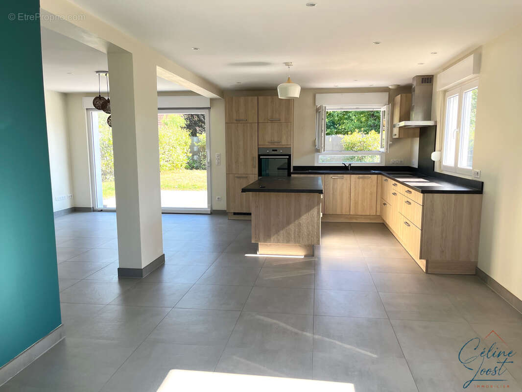 EXCLUSIF ! Situation calme pour cette maison de 2016, d'env. 116 m2 sur 4,55 ares - photo 6