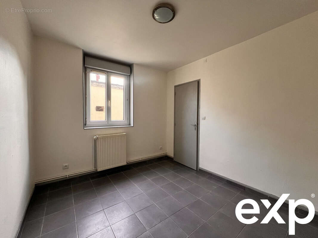 Appartement à SAINT-ETIENNE-DU-ROUVRAY