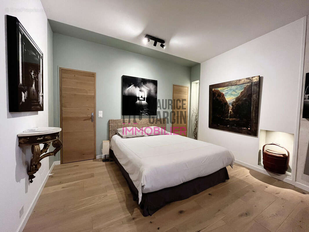 Maison à L'ISLE-SUR-LA-SORGUE