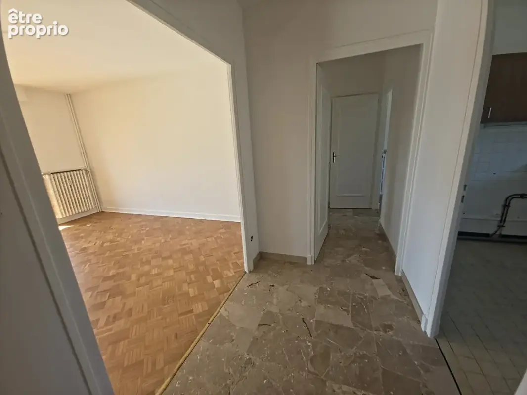 Appartement T3 en étage élevé avec balcon et garage - photo 8