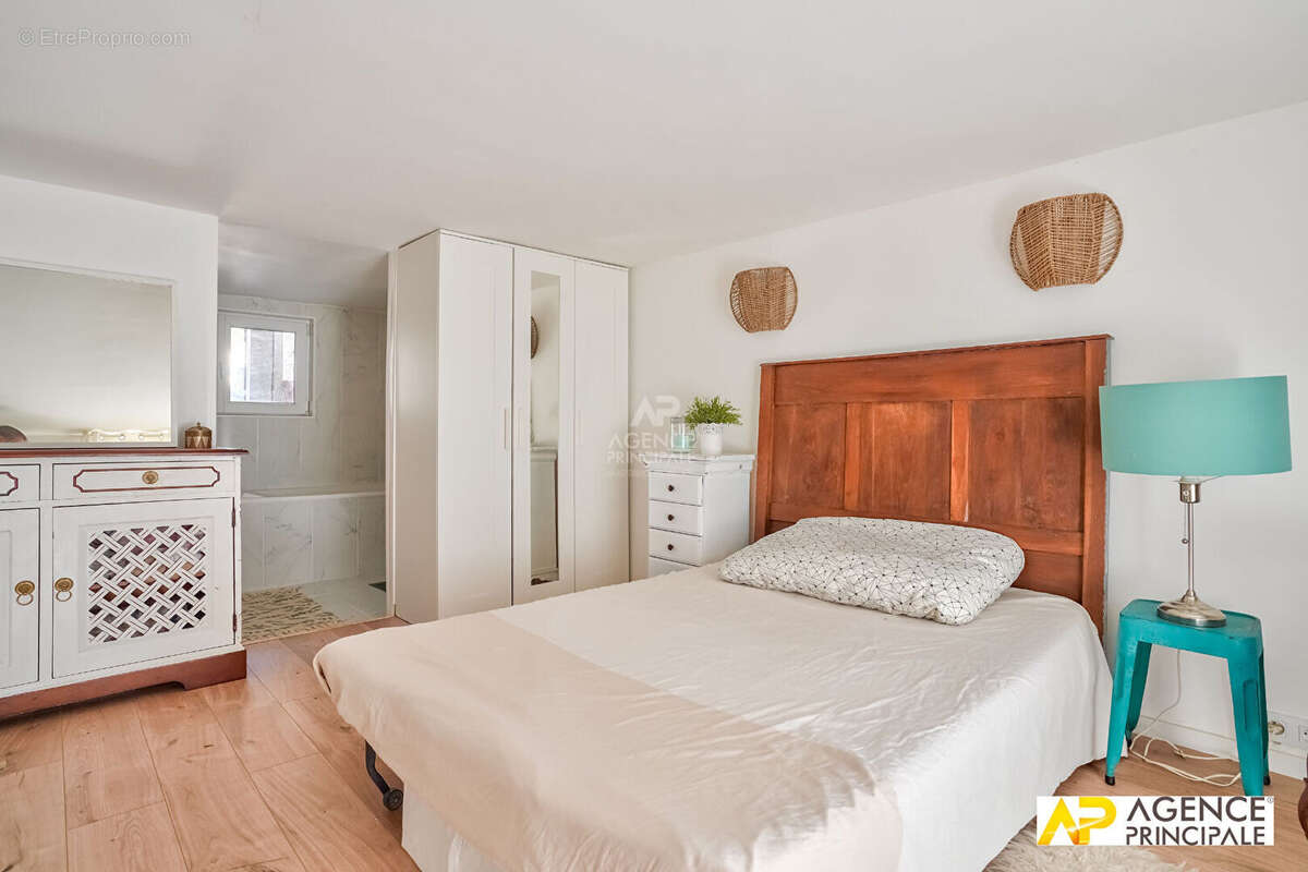 Maison à MAISONS-LAFFITTE