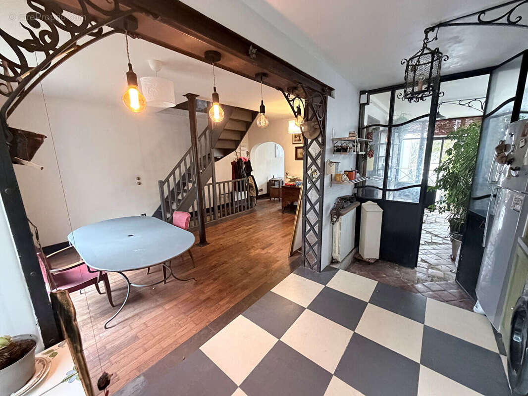 Maison à CHAMPIGNY-SUR-MARNE