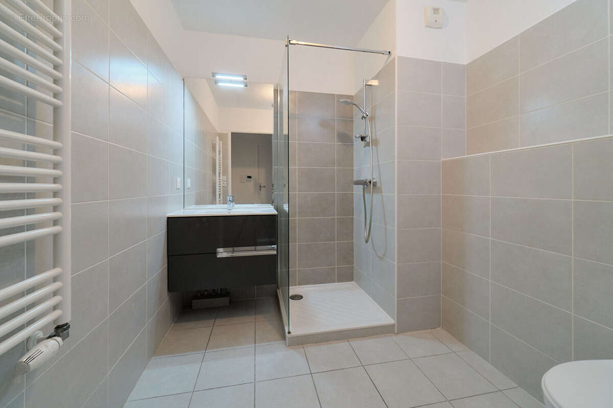 Appartement à LYON-8E
