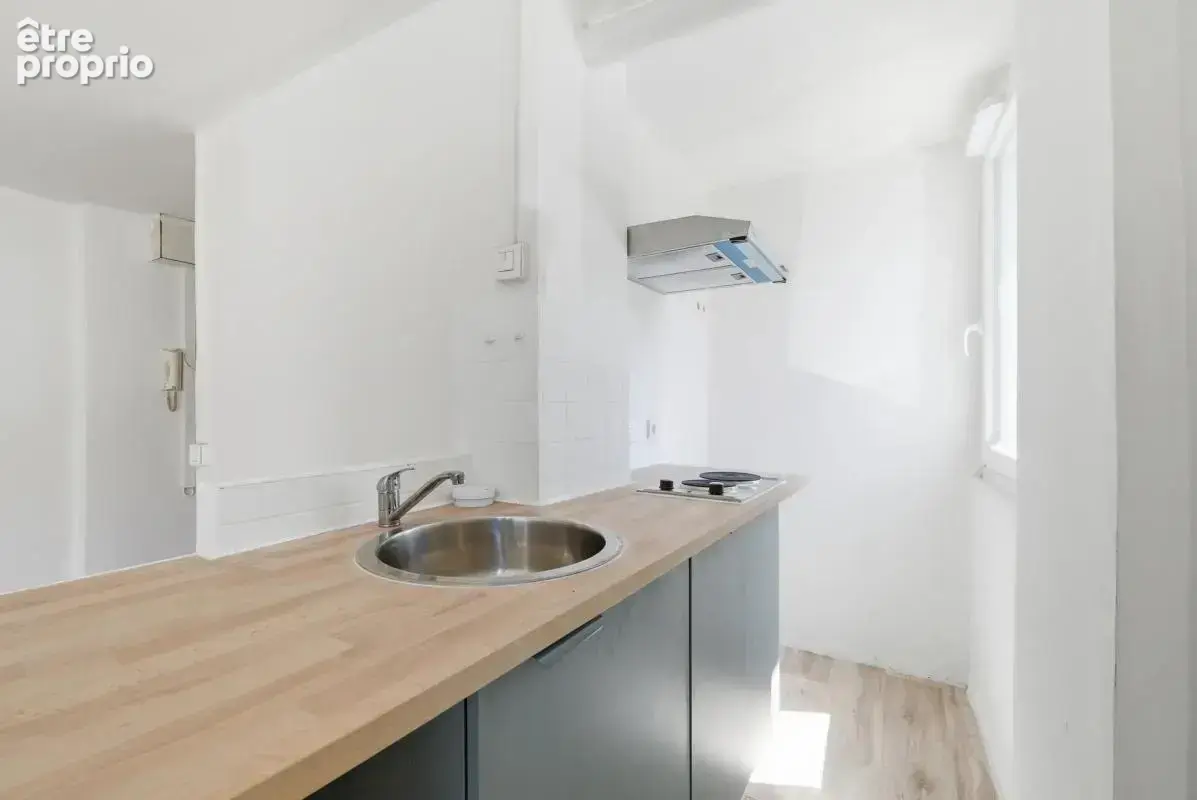 Appartement de 2 pièces de 27 m² - 300m de la garer RER Ivry-sur - photo 4