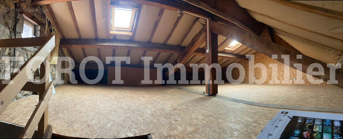 Appartement à LE CHEYLARD