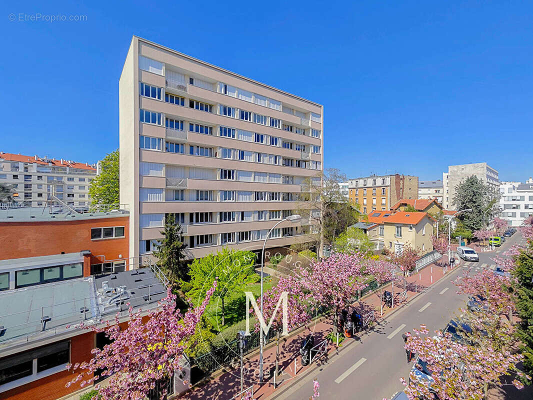Appartement à MONTROUGE