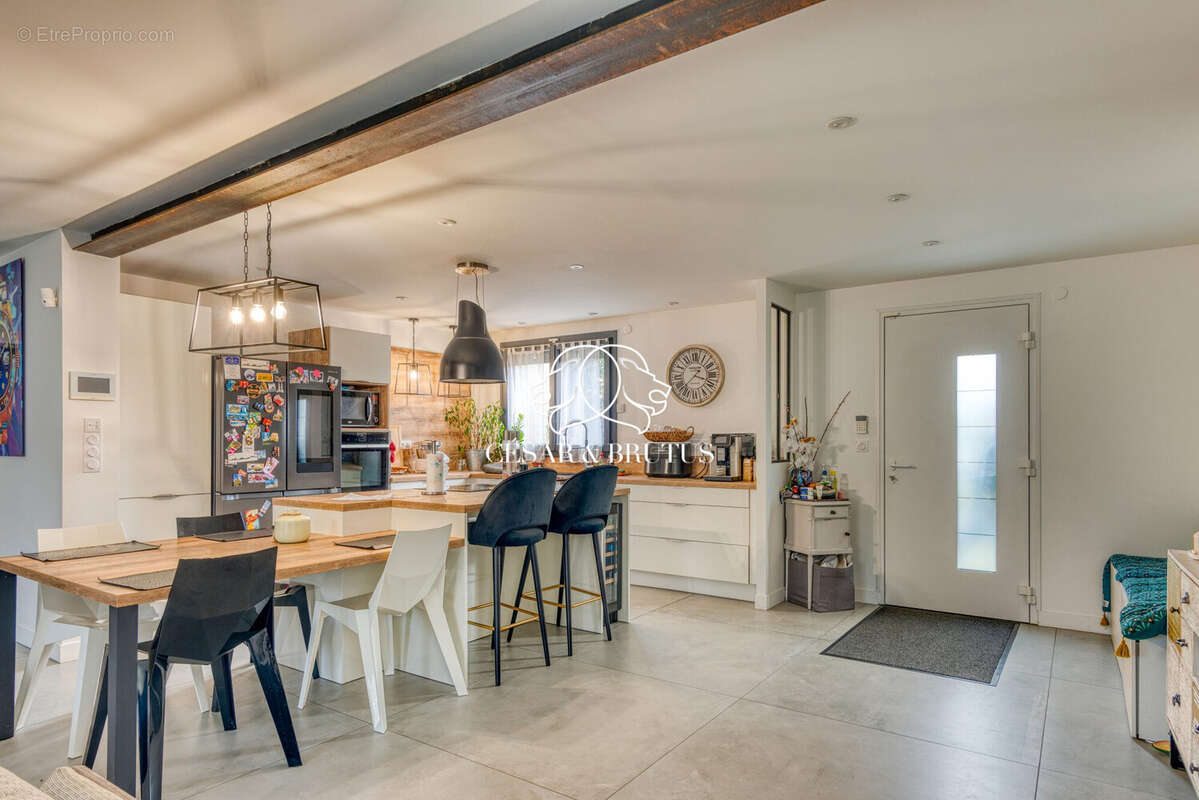 Maison à MIONNAY