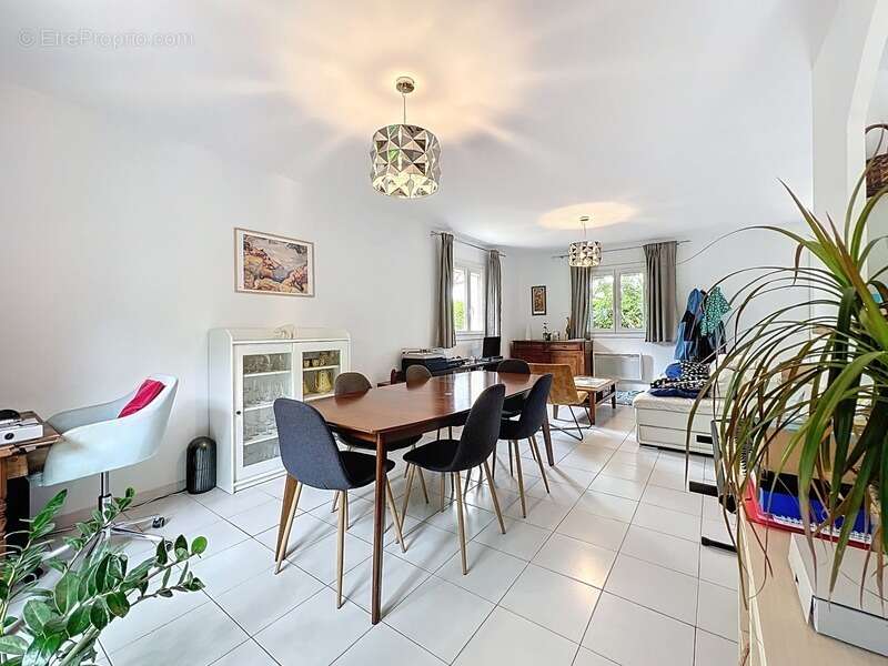 Maison à SAINT-GEORGES-D'ORQUES