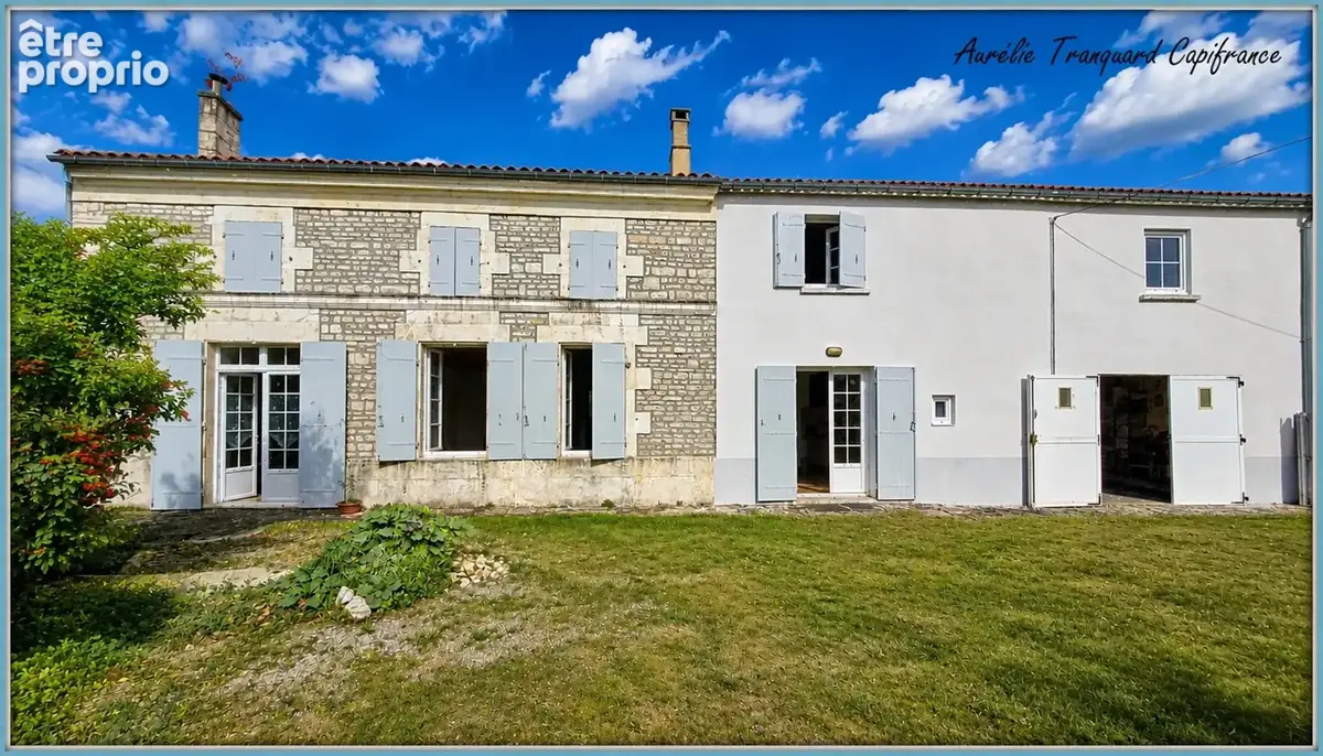 Maison à SAINT-JEAN-D'ANGELY