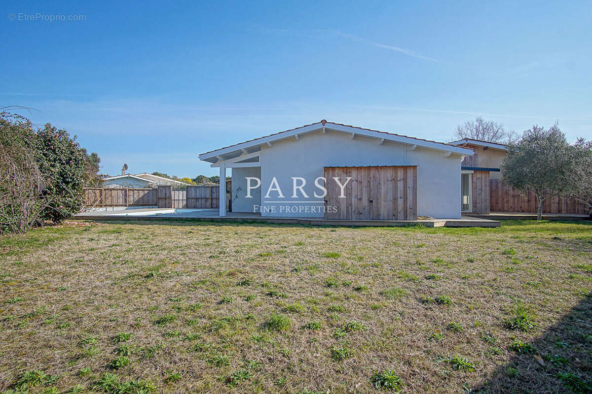 Maison à GUJAN-MESTRAS