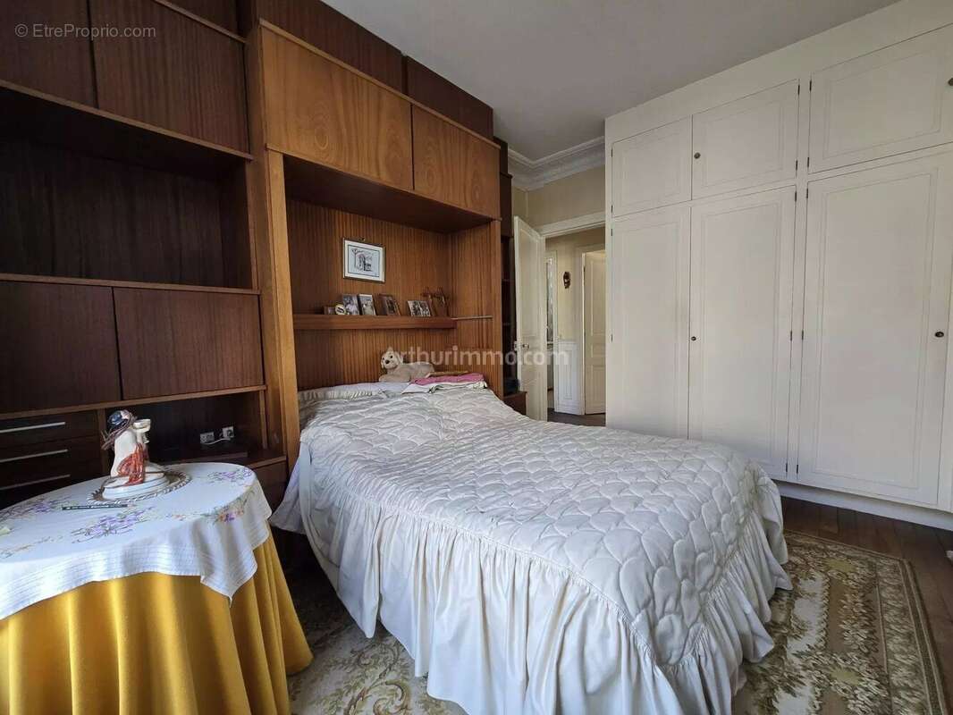 Appartement à NOGENT-SUR-MARNE