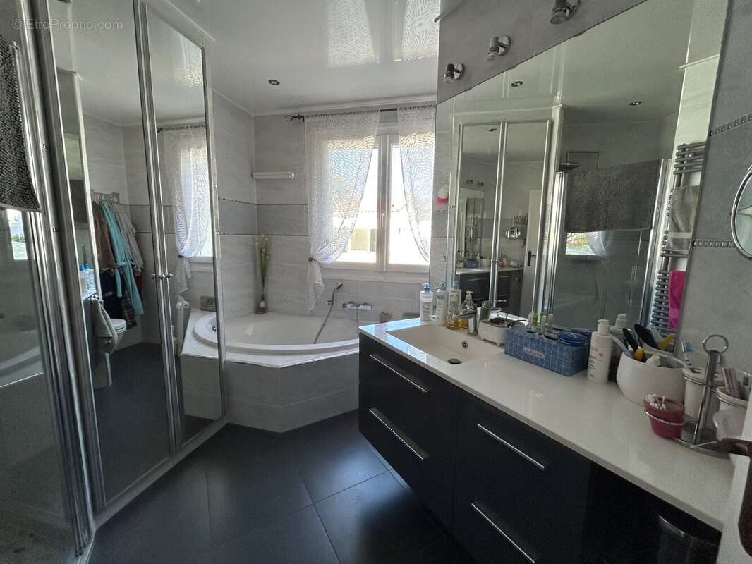 Maison à SAINT-GELY-DU-FESC