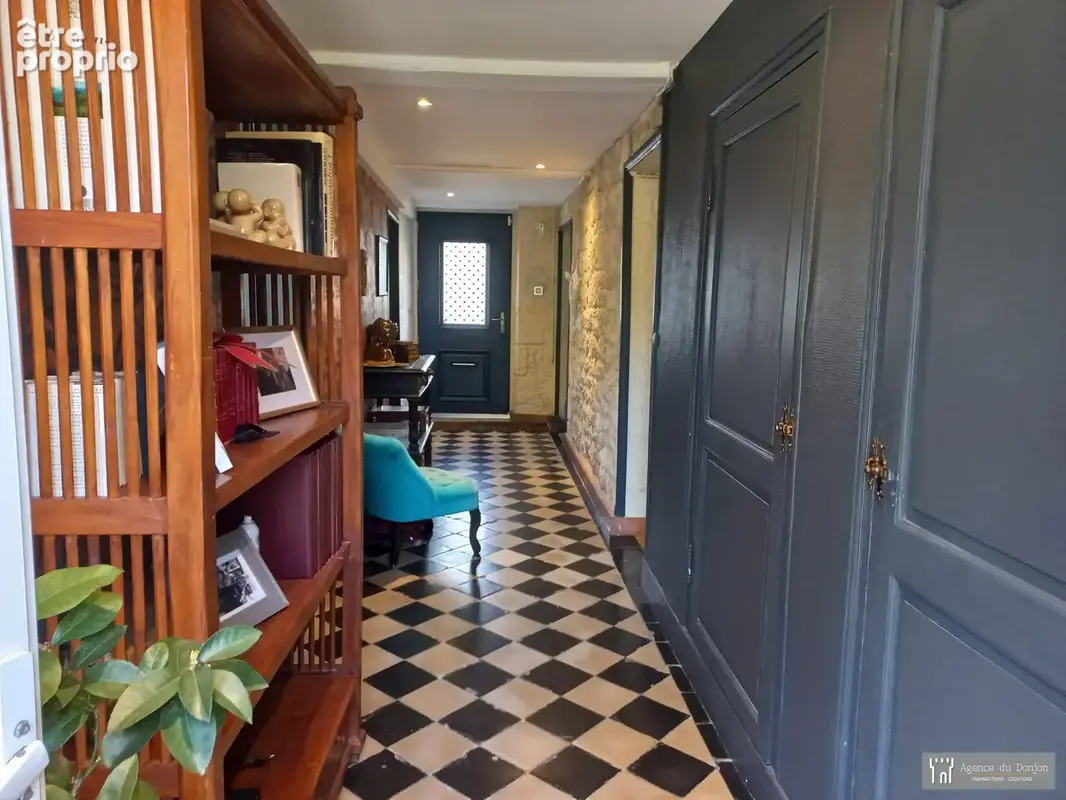 Maison 7 pièces 194 m² à vendre à Pons (17800) - photo 2