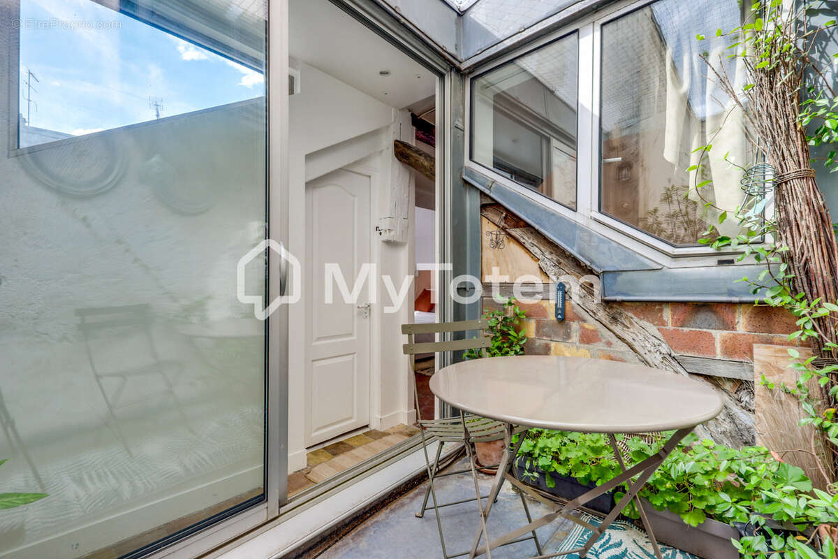 Appartement à PARIS-11E