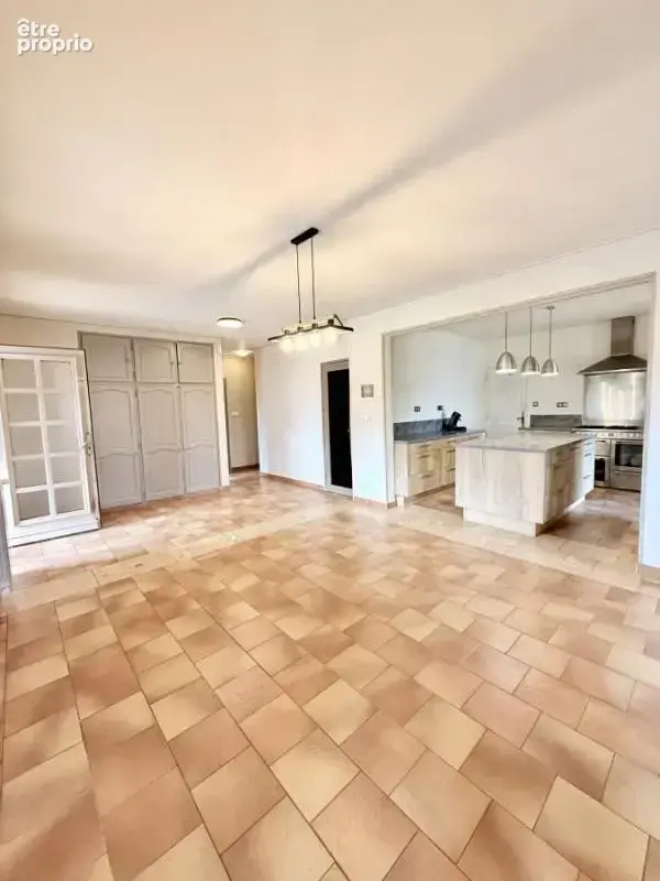Maison 5 pièces 135 m² à vendre à Vacqueyras (84190) - photo 3