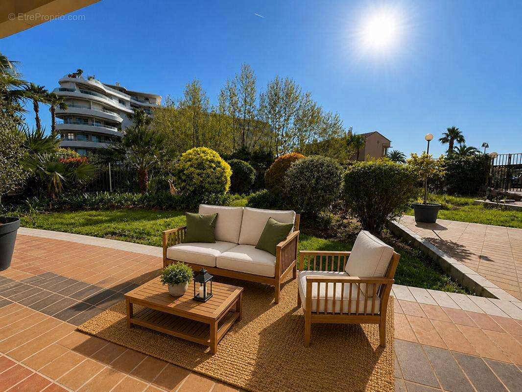Appartement à FREJUS