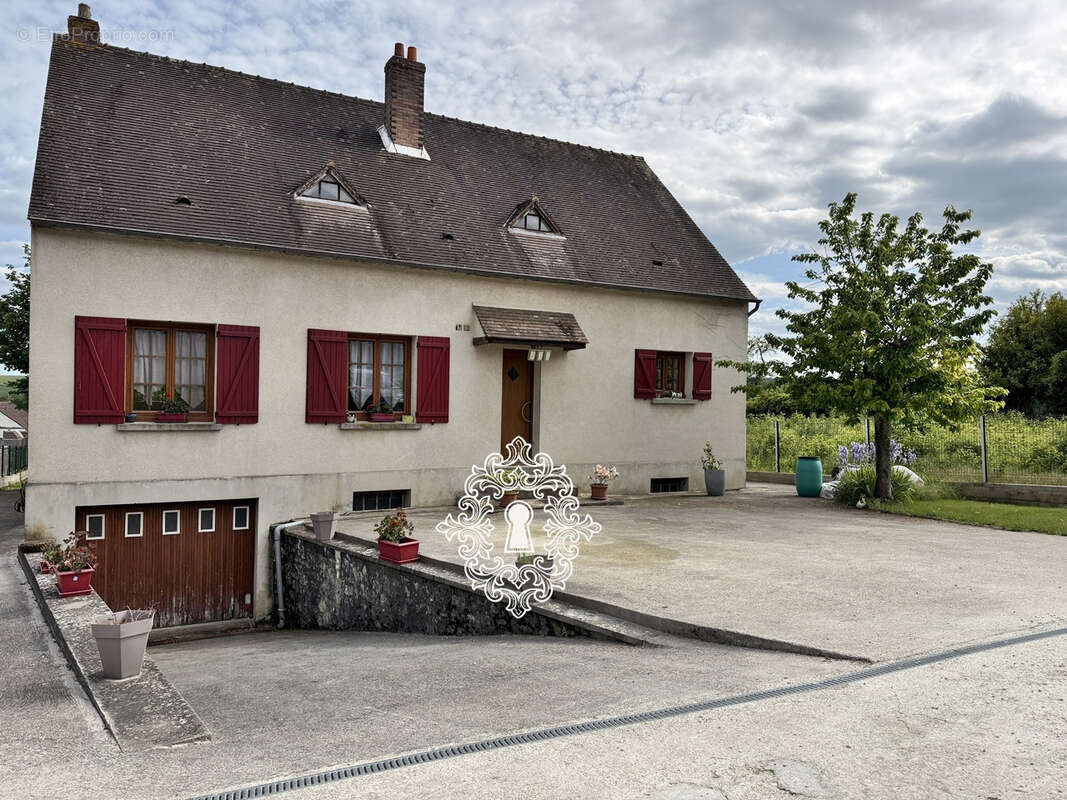 Maison à DONNEMARIE-DONTILLY