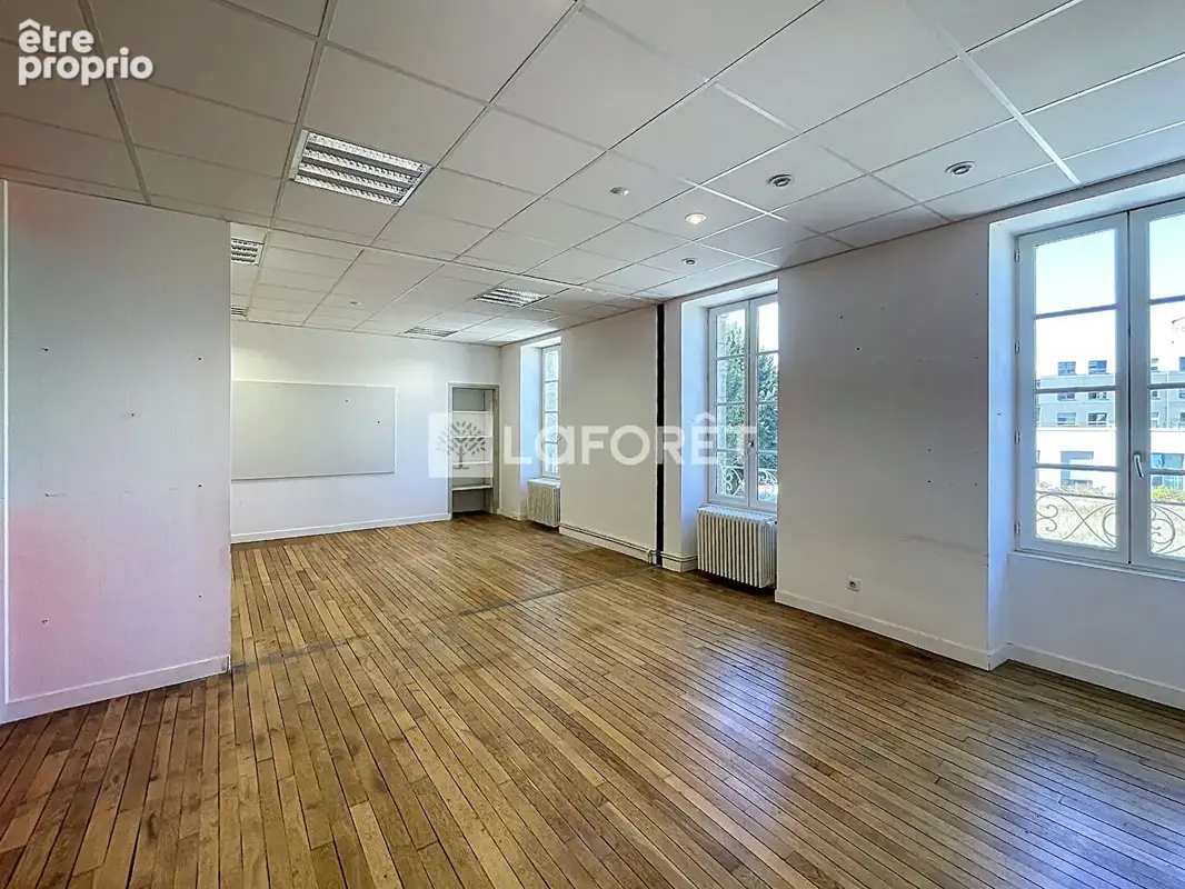 IDEAL INVESTISSEUR! Immeuble Josselin 25 pièce(s) 830 m2 - photo 10