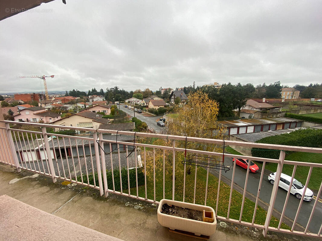 Appartement à RIORGES