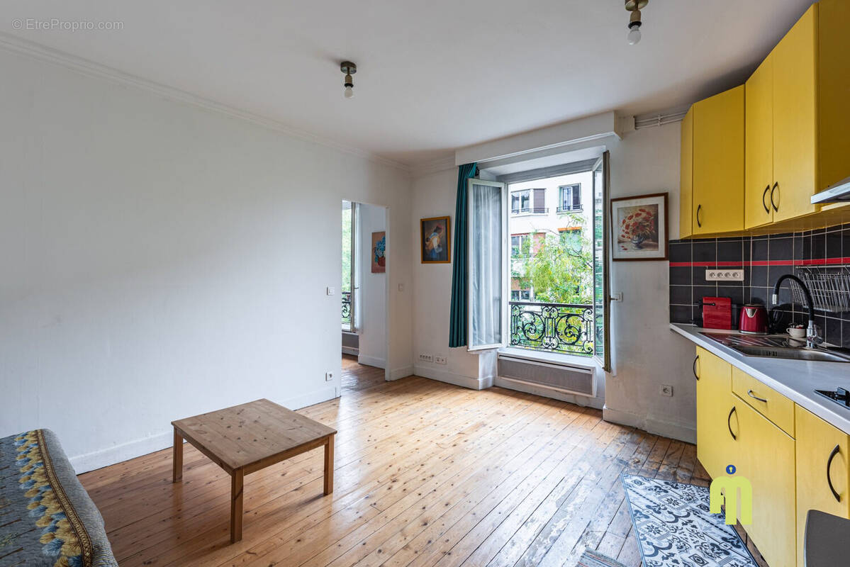 Appartement à PARIS-20E
