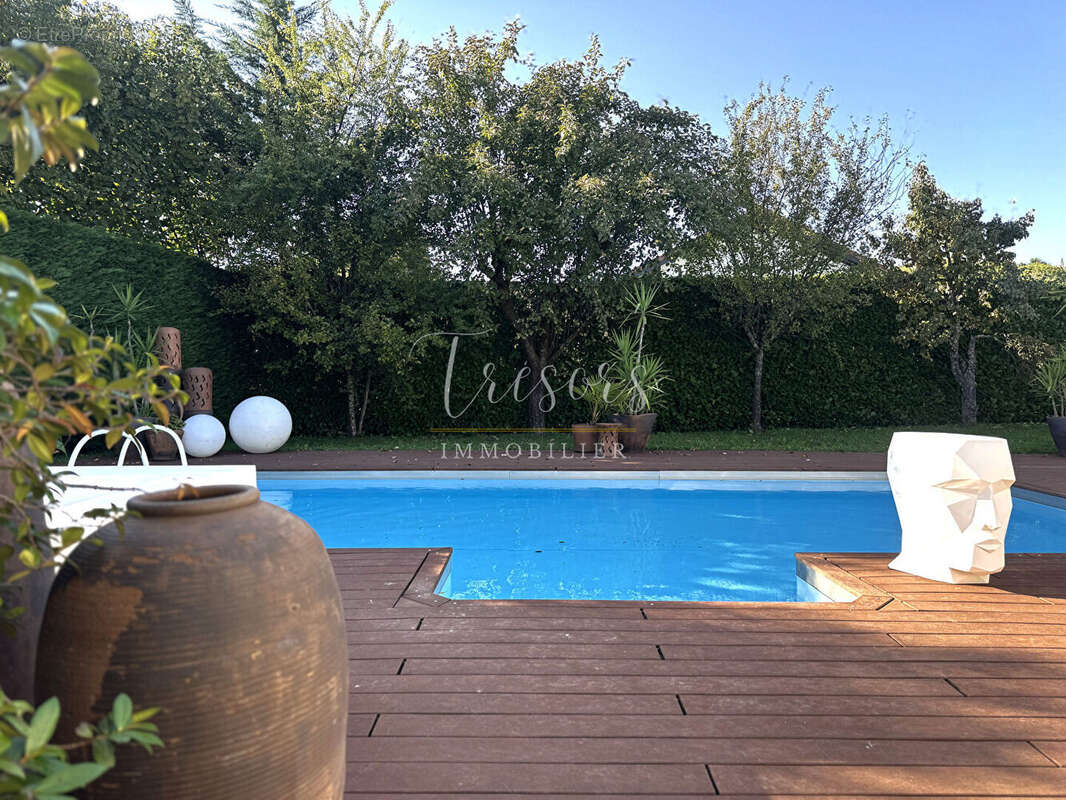 Maison à POISY