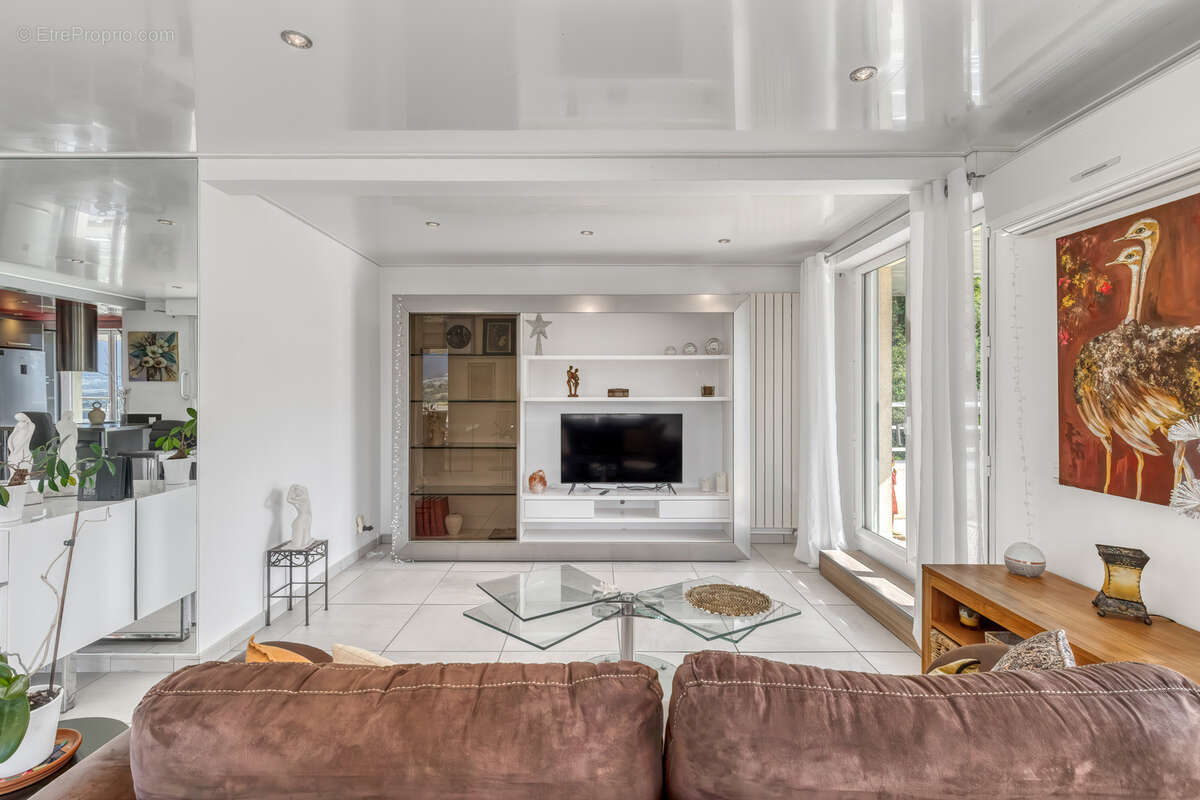 Appartement à JACOB-BELLECOMBETTE