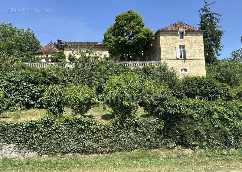 Maison à SAINT-CYPRIEN