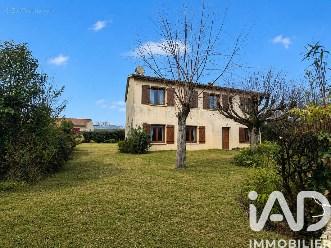 Photo 1 - Maison à VILLENAVE-D'ORNON