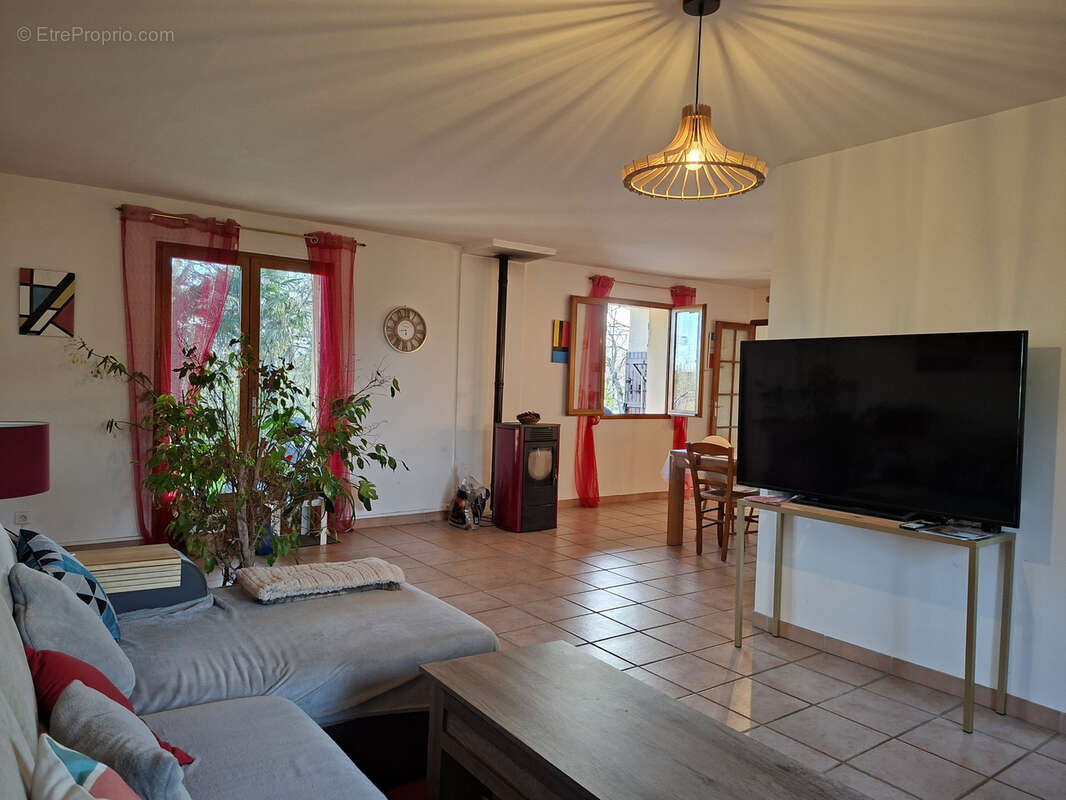 Maison à MIRANDE