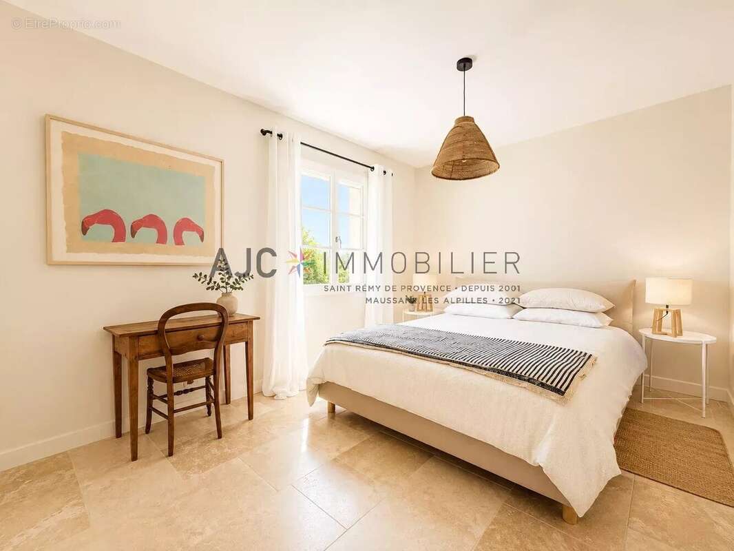 Saint-Rémy-de-Provence – Maison lumineuse de 4 chambres avec piscine proche centre - photo 20