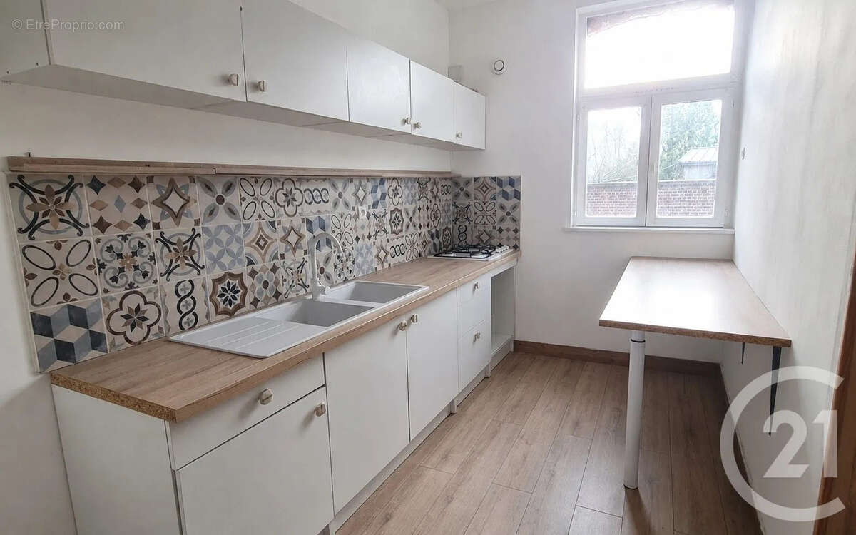 Maison 150 m² à Peronne  - photo 2