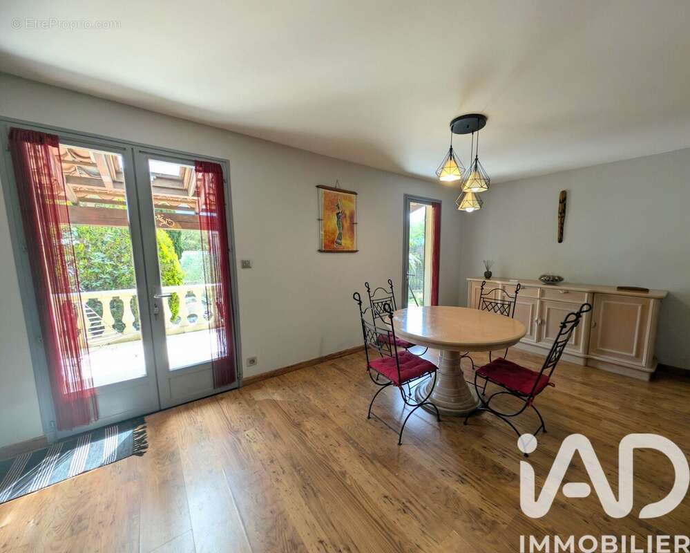 Photo 3 - Maison à LA MOLE
