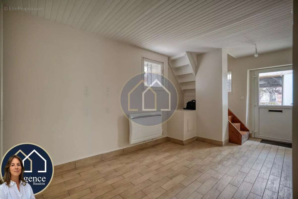 Maison à L'ETANG-LA-VILLE