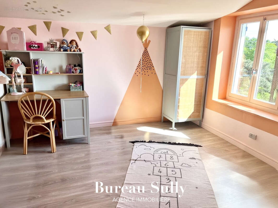 Maison à TASSIN-LA-DEMI-LUNE